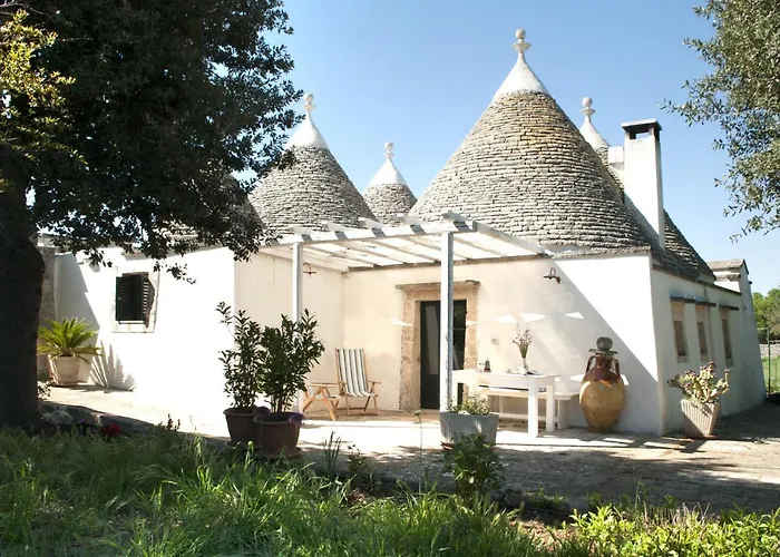 Trulli Sul Vignale In Masseria Santalachicca