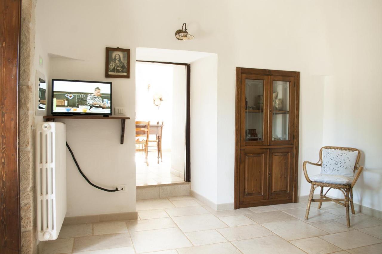 Trulli Sul Vignale In Masseria Santalachicca